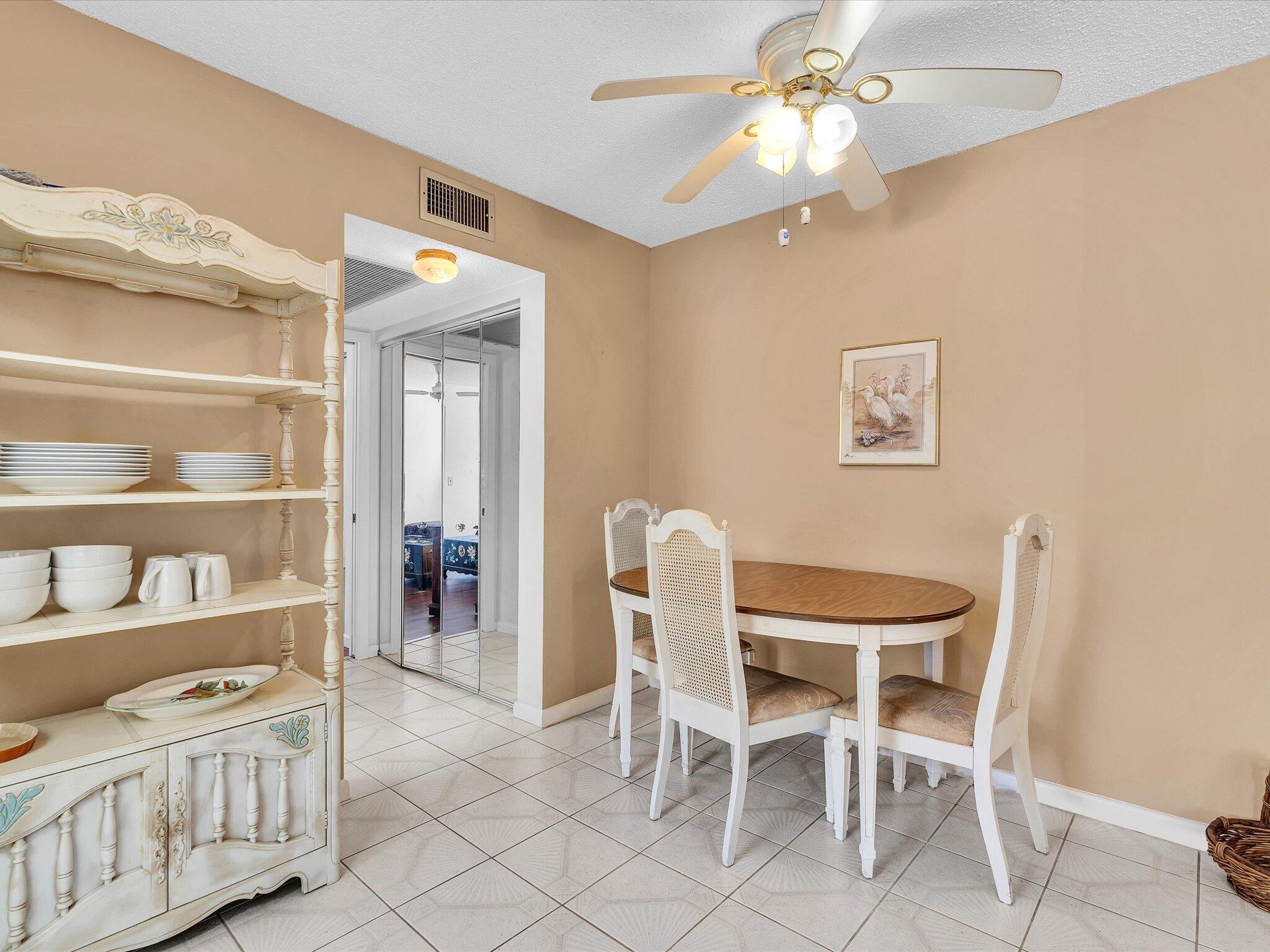 MARKHAM A CONDO - Residential