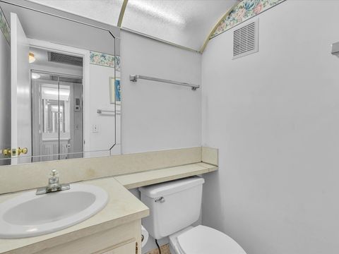 Tiny photo for 5 Markham A, Deerfield Beach, FL 33442 (MLS # B26010066)