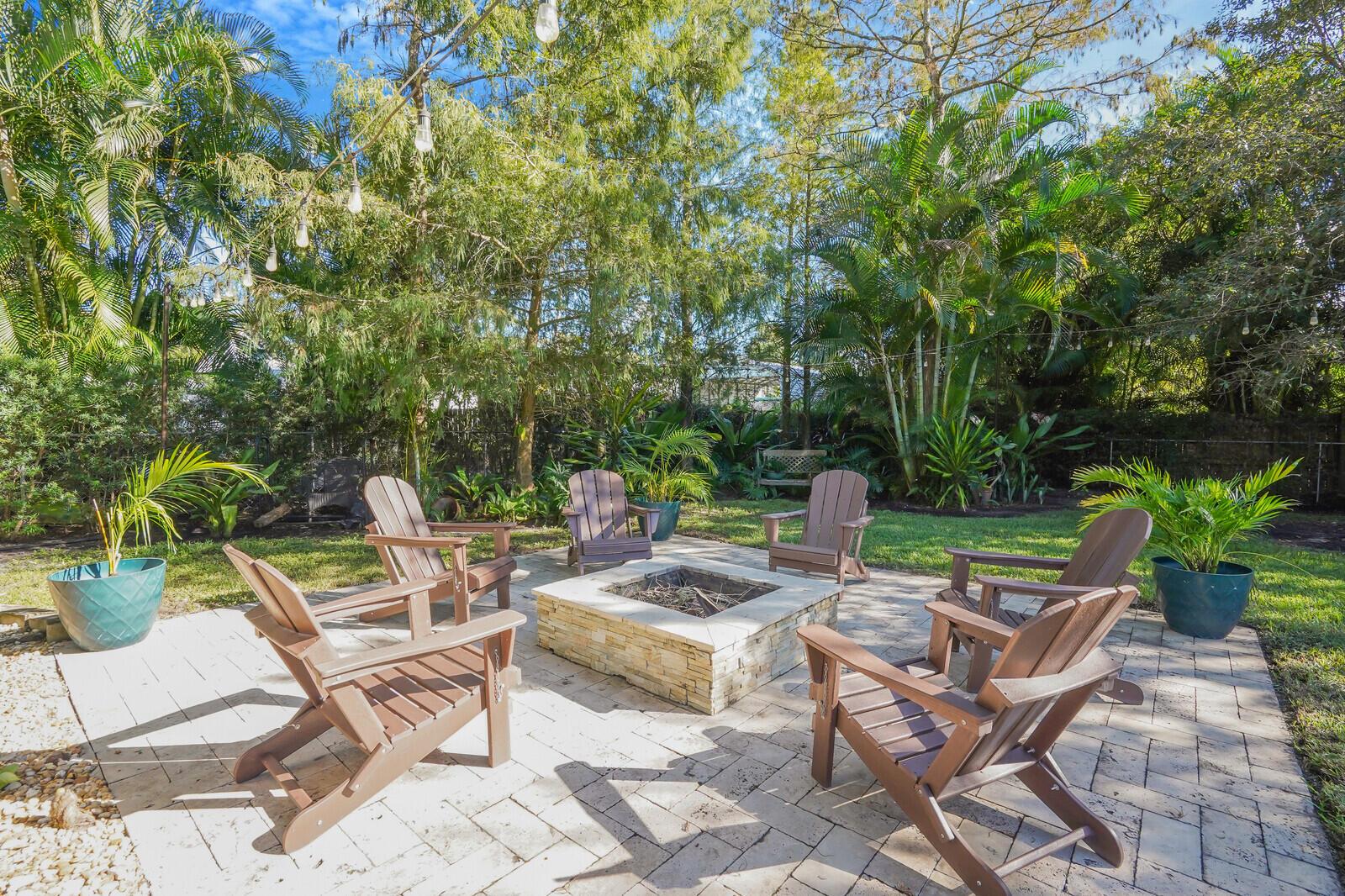 Palm Beach Country Estate - Residential