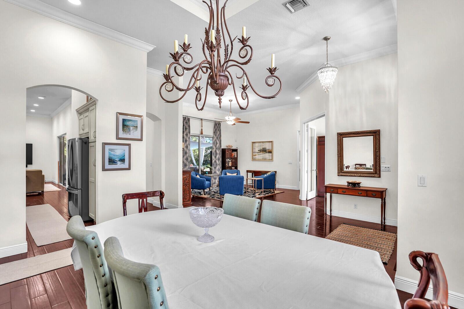Palm Beach Country Estate - Residential