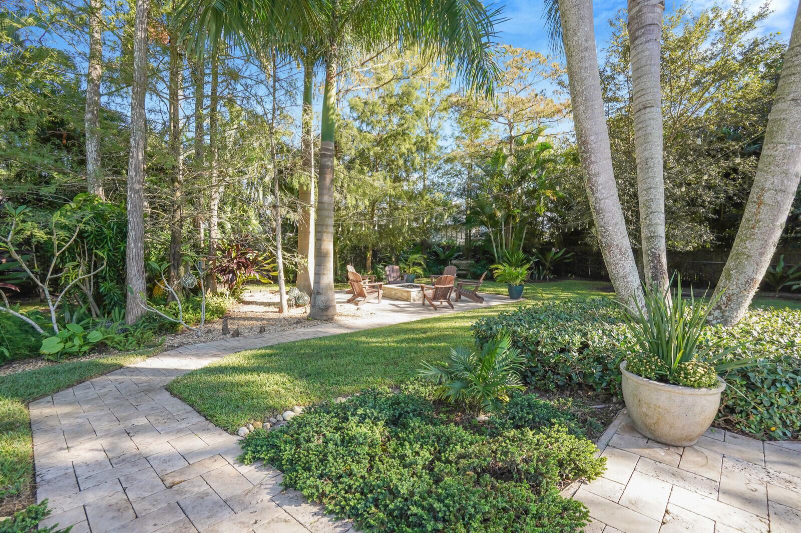 Palm Beach Country Estate - Residential