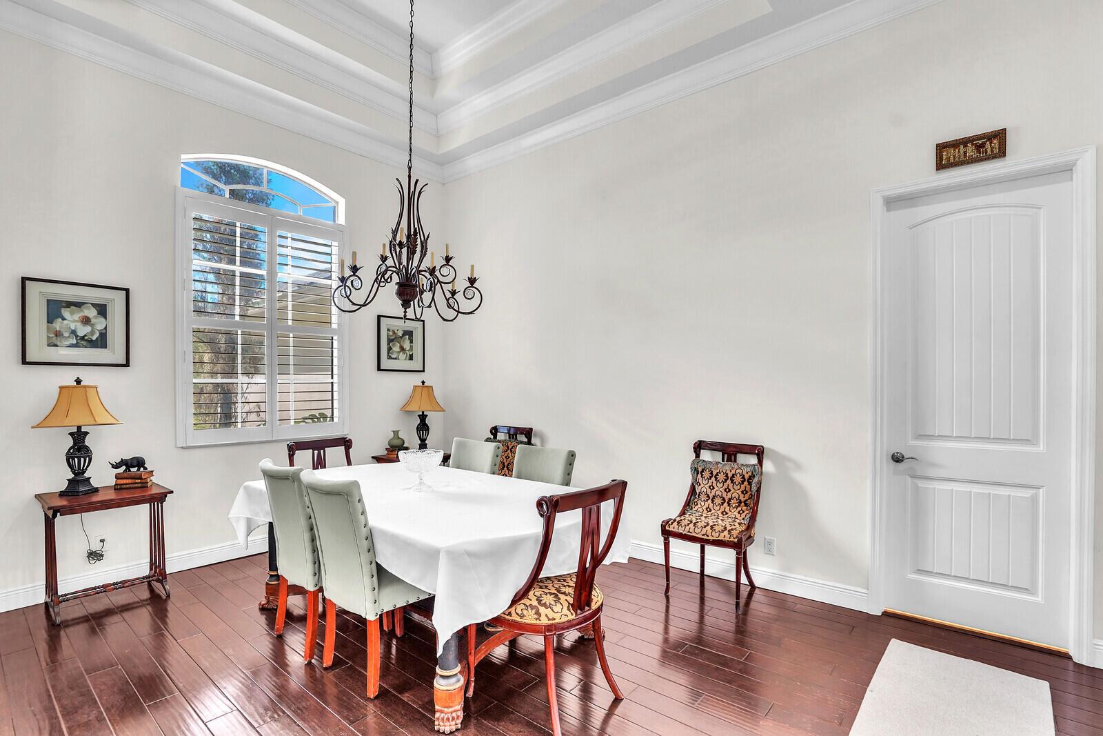 Palm Beach Country Estate - Residential