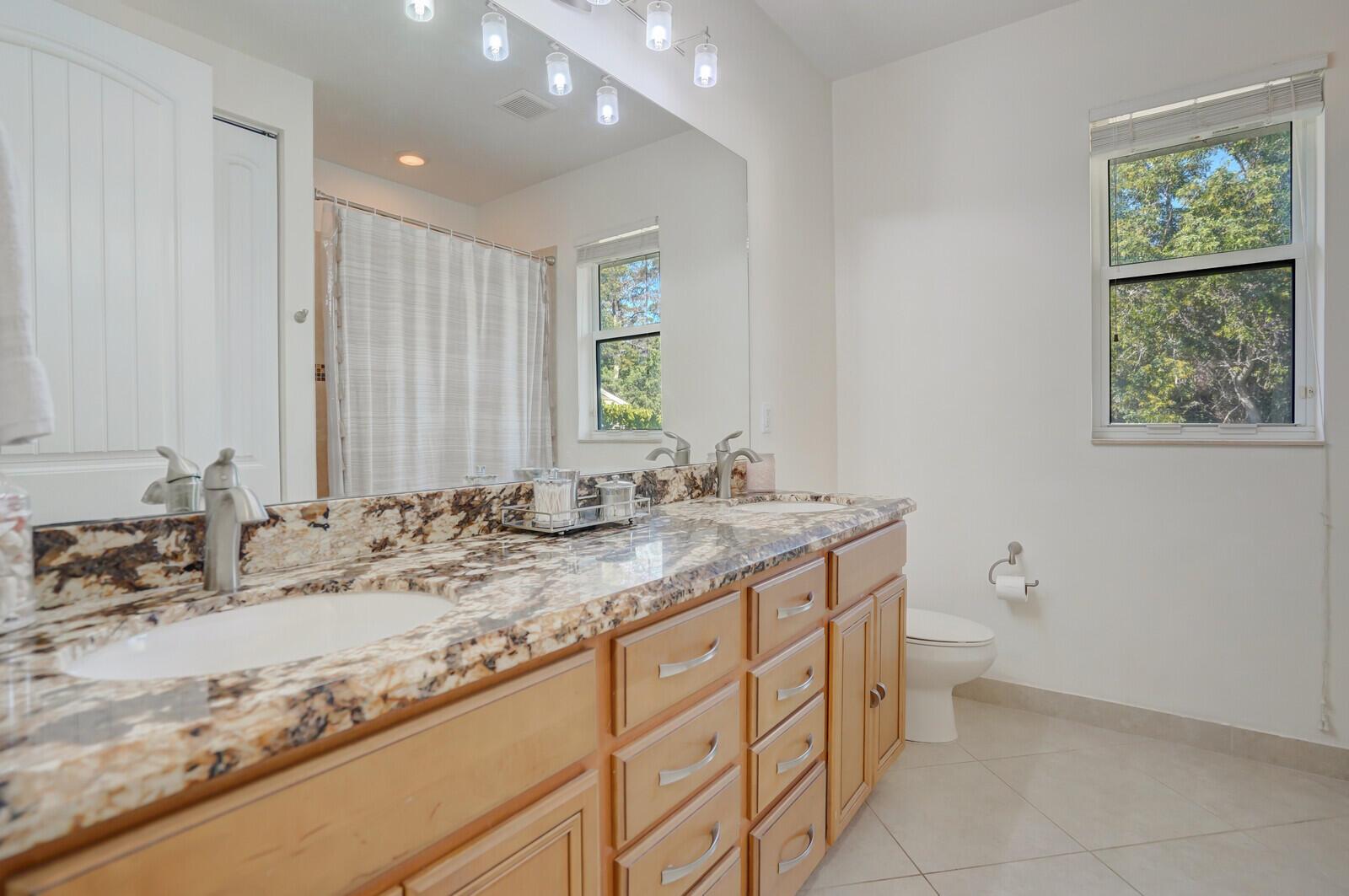 Palm Beach Country Estate - Residential