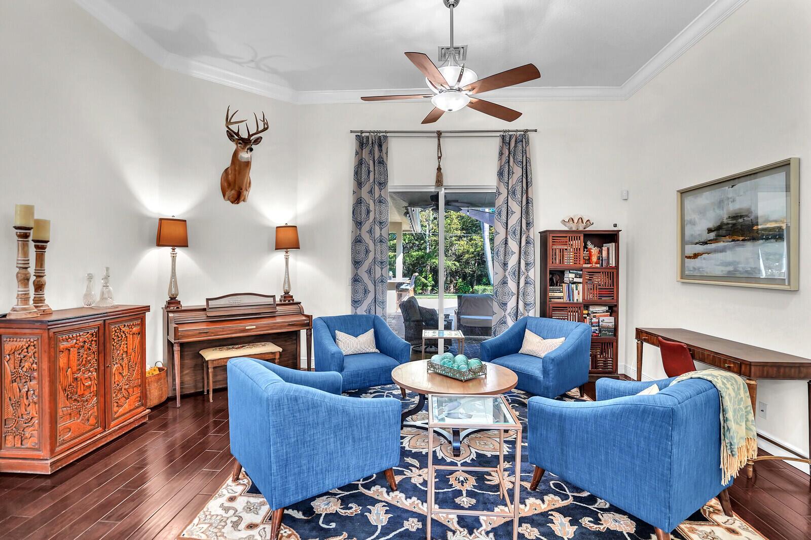 Palm Beach Country Estate - Residential