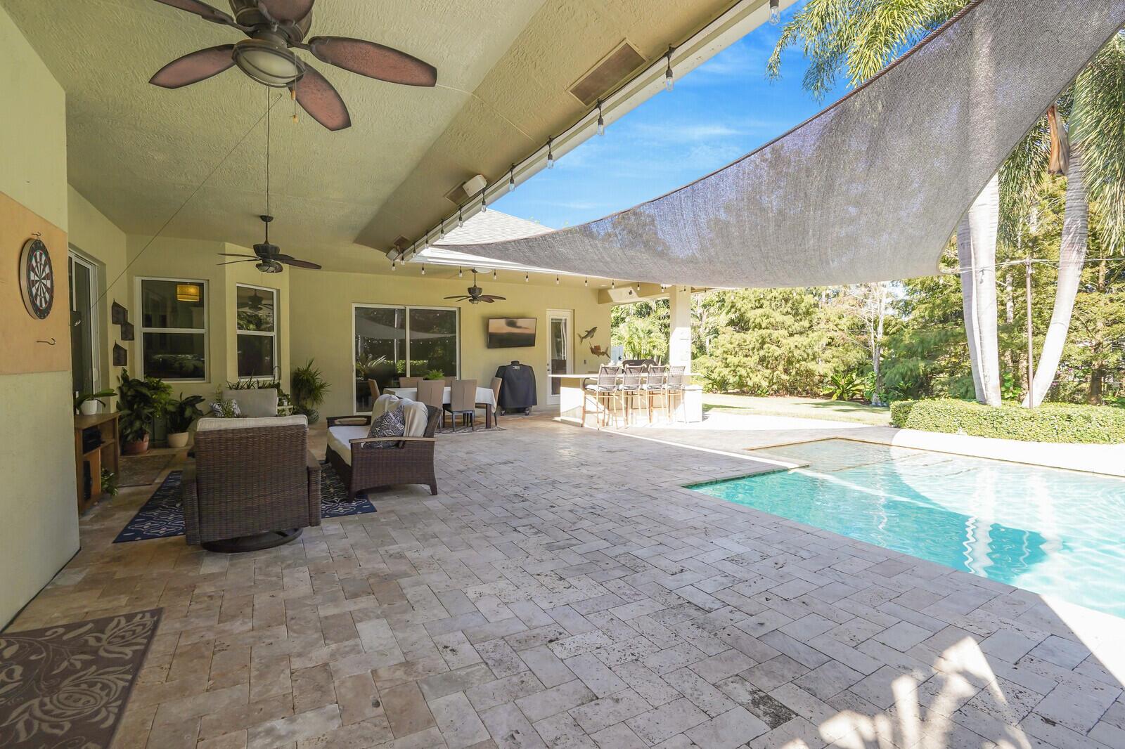 Palm Beach Country Estate - Residential