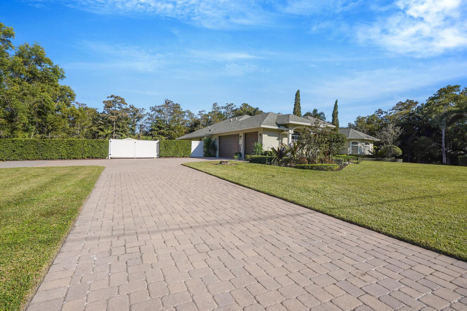 15132 87th Trail N