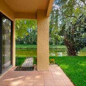 WELLINGTON LAKES - Residential Lease