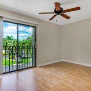 WELLINGTON LAKES - Residential Lease