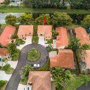 WELLINGTON LAKES - Residential Lease