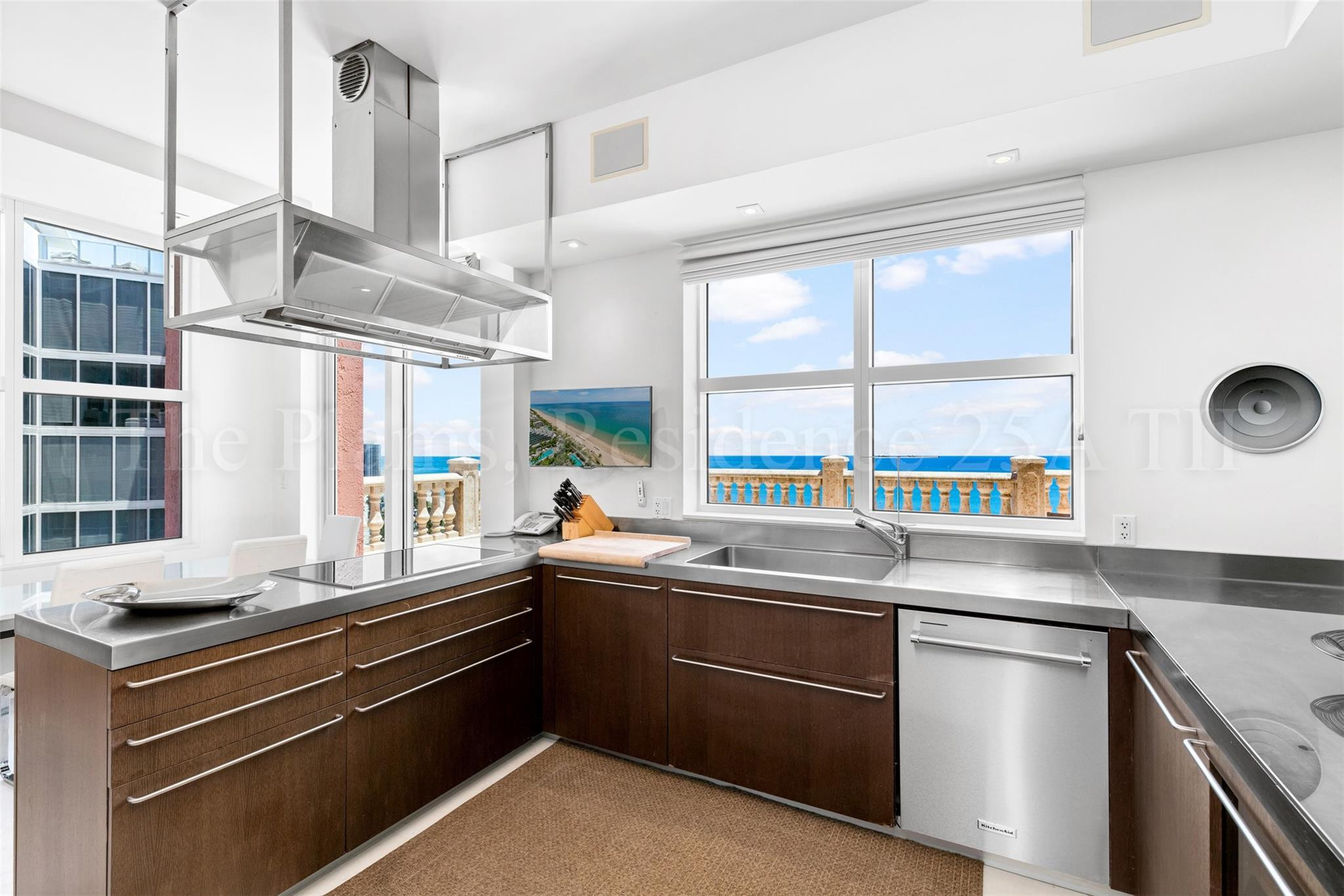 The Palms - Residential