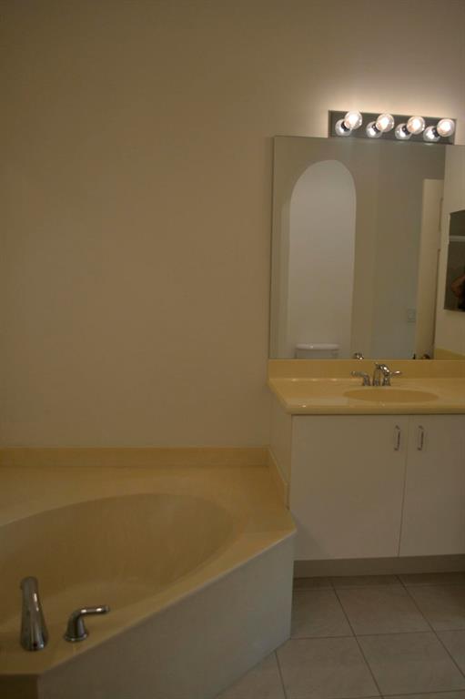 ANDROS ISLE PAR C - Residential