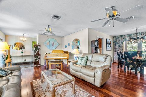 Single Family Residence in Plantation FL 11941 Tara Drive Dr 17.jpg