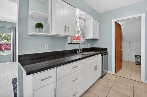 Tiny photo for 144 NW 9th Avenue, Delray Beach, FL 33444 (MLS # B26021600)