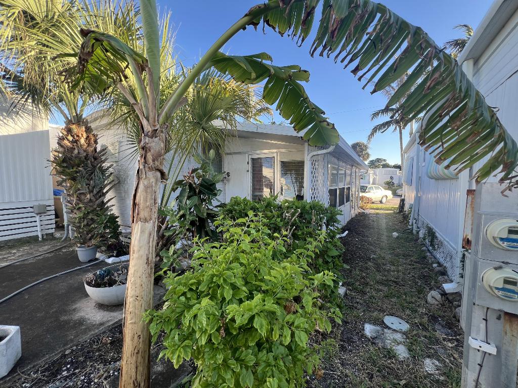 BRINY BREEZES INC - Residential