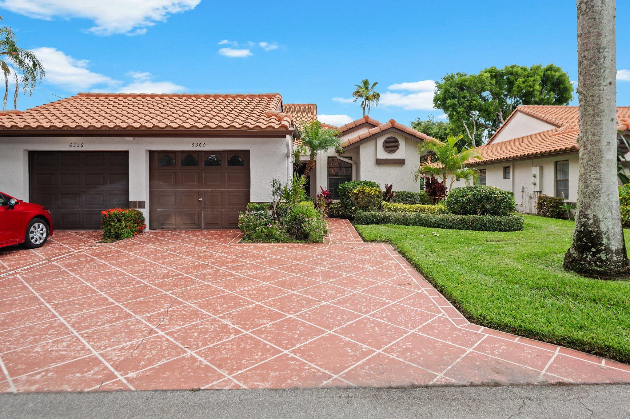 OWN THE BEST PRICED MONACO VILLA IN HUNTINGTON POINTE!!! The Monaco is the LARGEST model offered in Huntington Pointe, one of Delray Beach's most vibrant and amenity-rich 55+ gated communities. Situated quietly near the end of the block, this spacious villa offers a smart split bedroom layout, vaulted ceilings with TWO sky lights, and an expansive great room perfect for entertaining or relaxing. The eat-in kitchen has ample space and natural light, and the generous primary suite includes two walk-in closets and a spacious en-suite bath. Additional highlights include a private one-car garage, full-size washer and dryer, dishwasher, and HVAC system, all replaced in 2022. This property offers the perfect blend of space and potential in sought after Huntington Pointe.