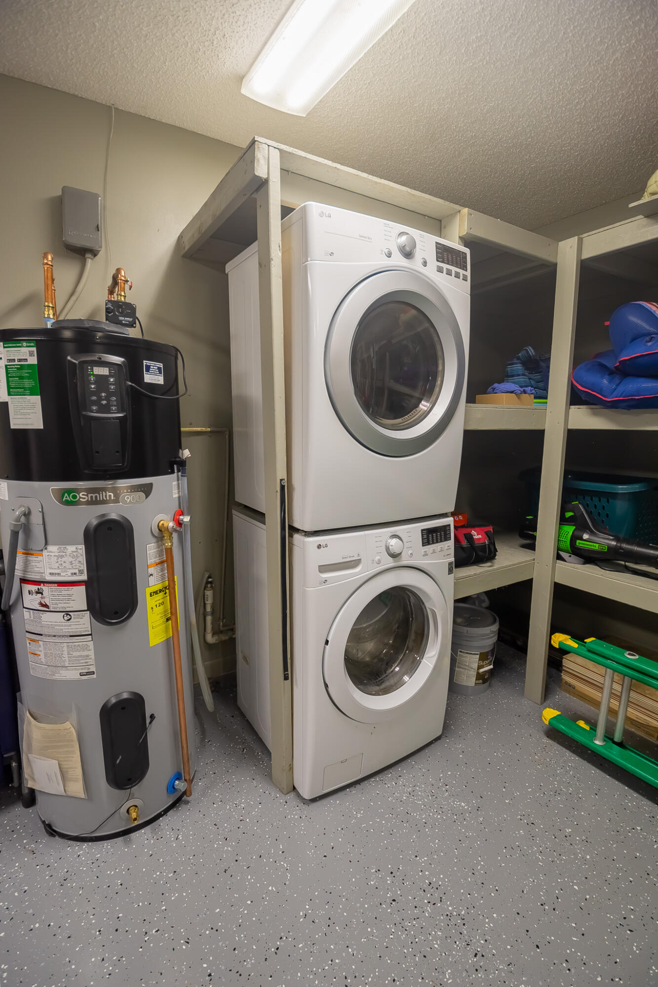 PORT ST LUCIE SECTION 33 - Residential