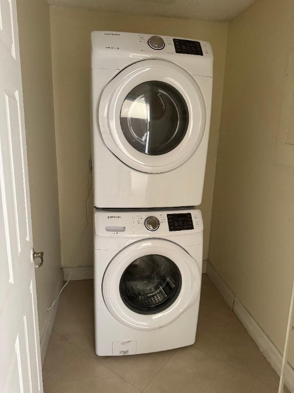 5201 SW 31st Avenue 241