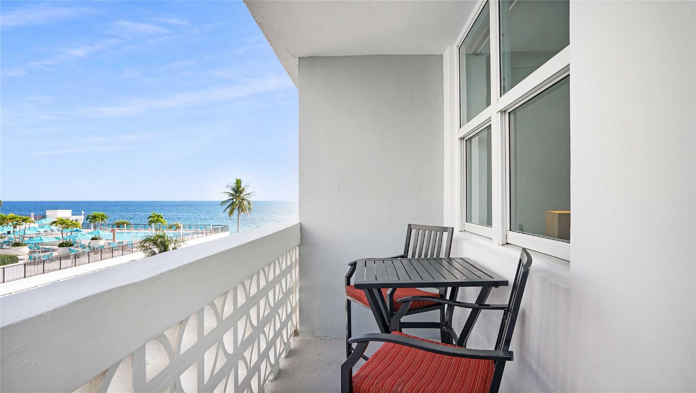 4250 Galt Ocean Drive 4J