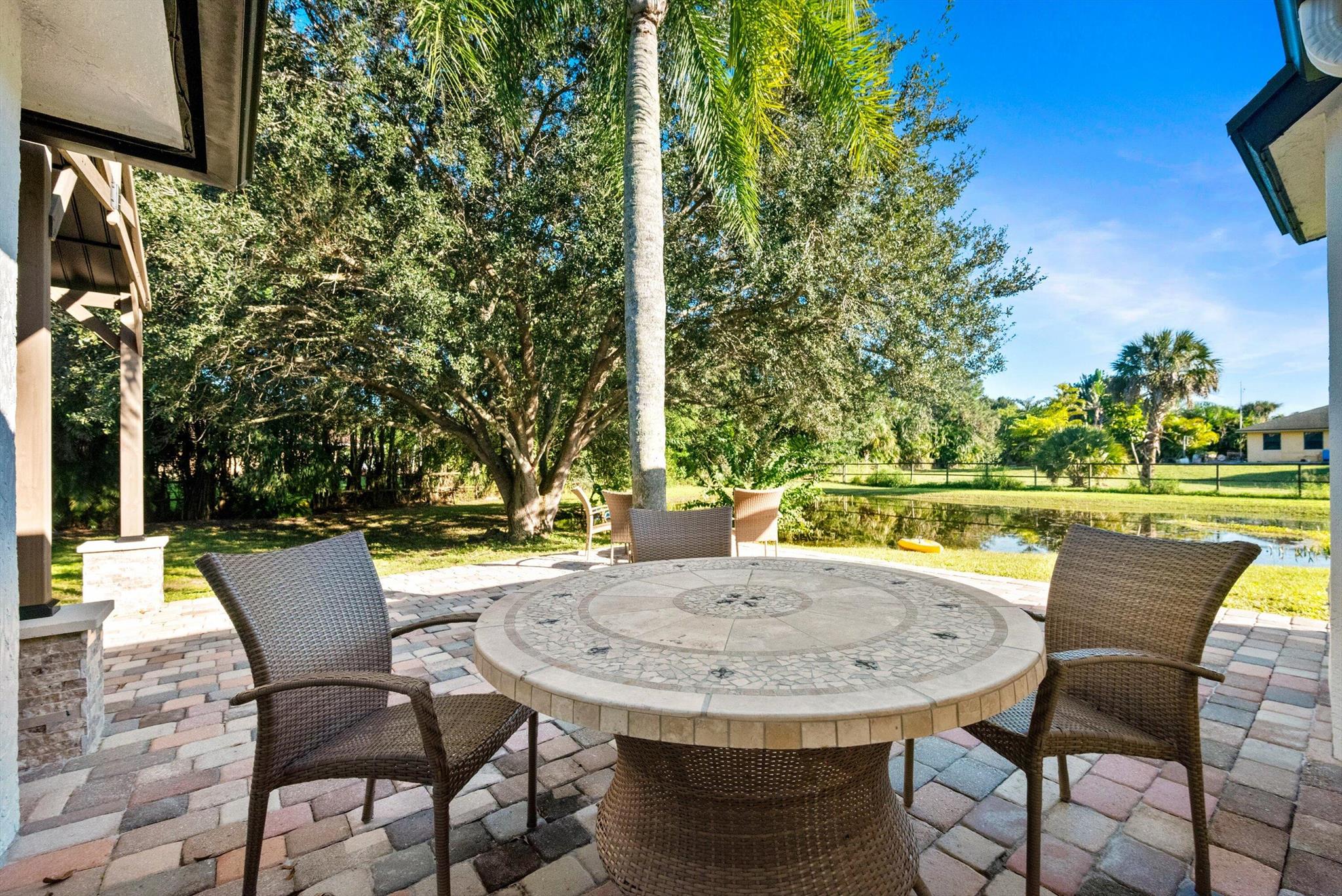 Palm Beach Country Estate - Residential
