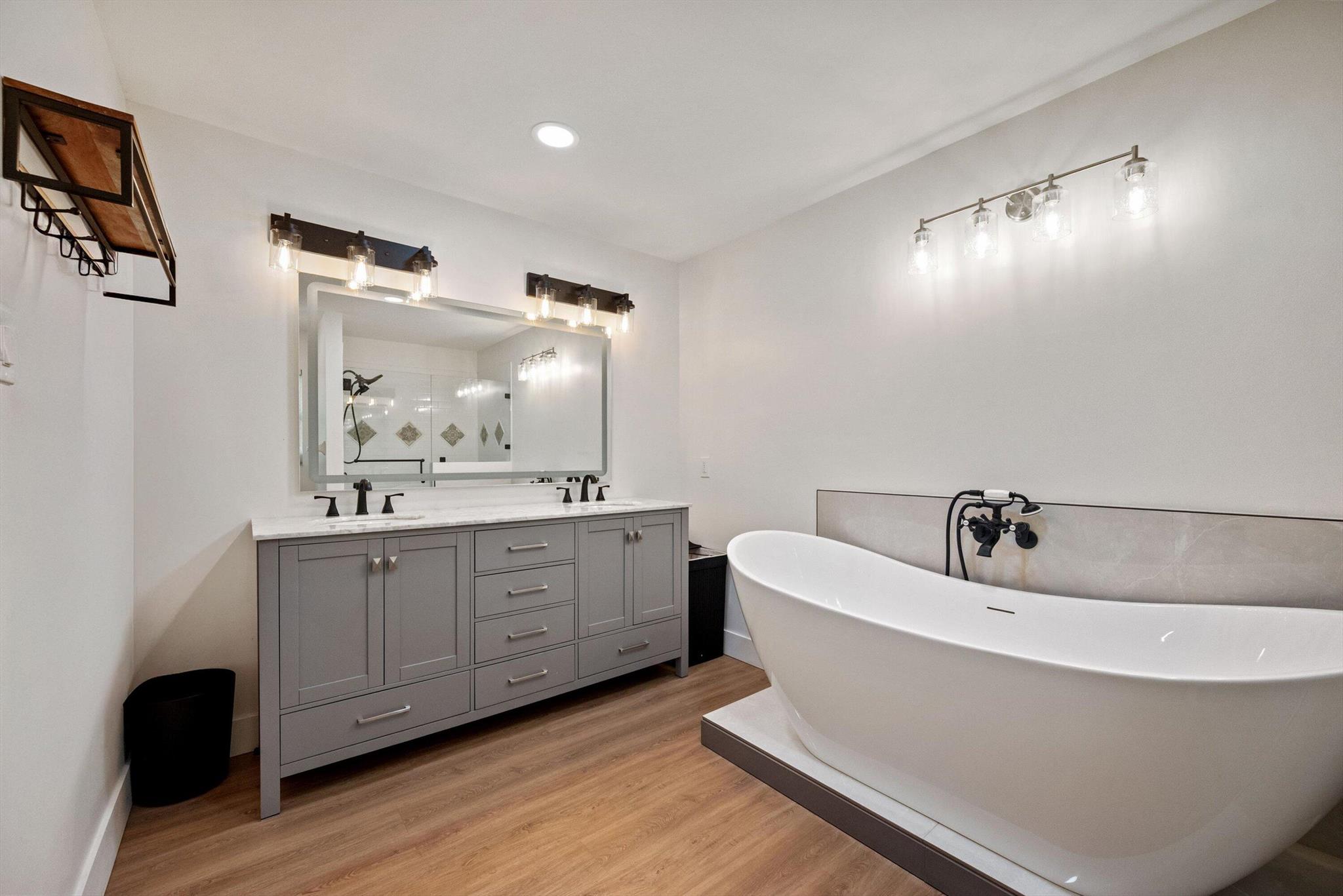 Palm Beach Country Estate - Residential