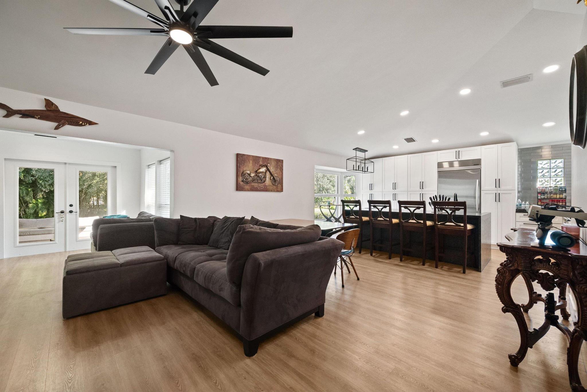 Palm Beach Country Estate - Residential