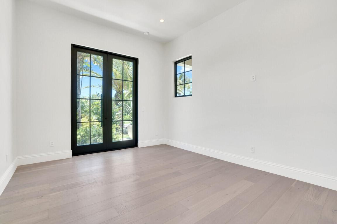 Lewis Shore Estates - Residential