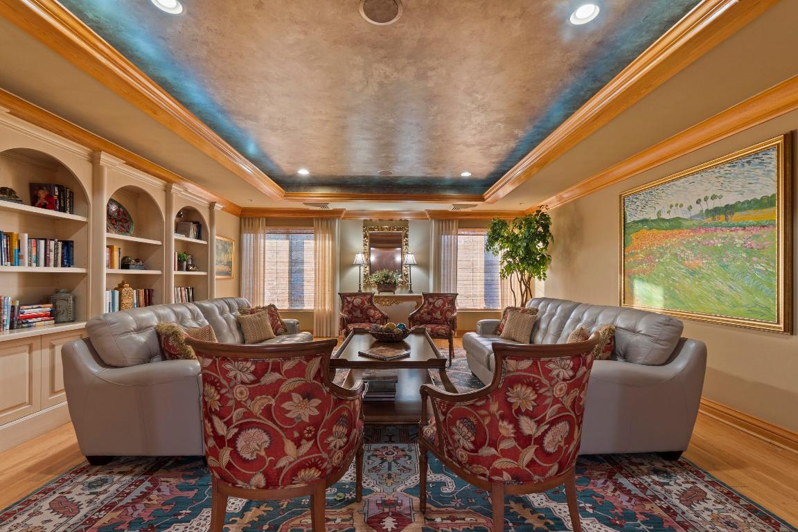 ALTAMIRA - Residential