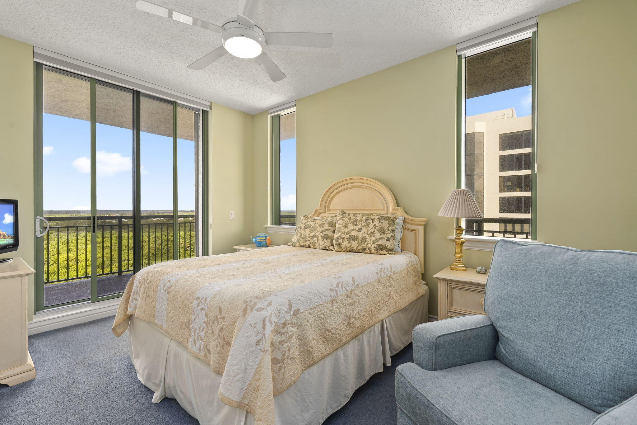 ALTAMIRA - Residential