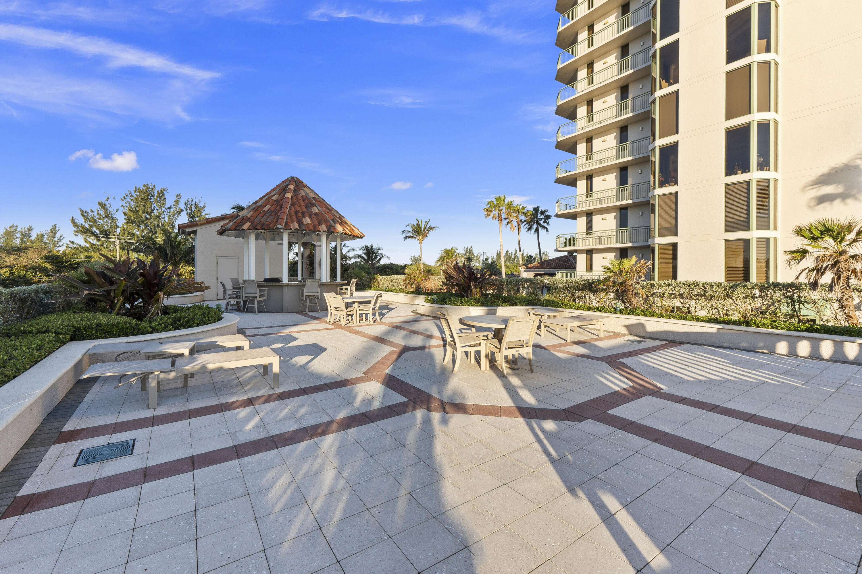 ALTAMIRA - Residential