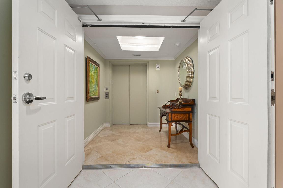 ALTAMIRA - Residential