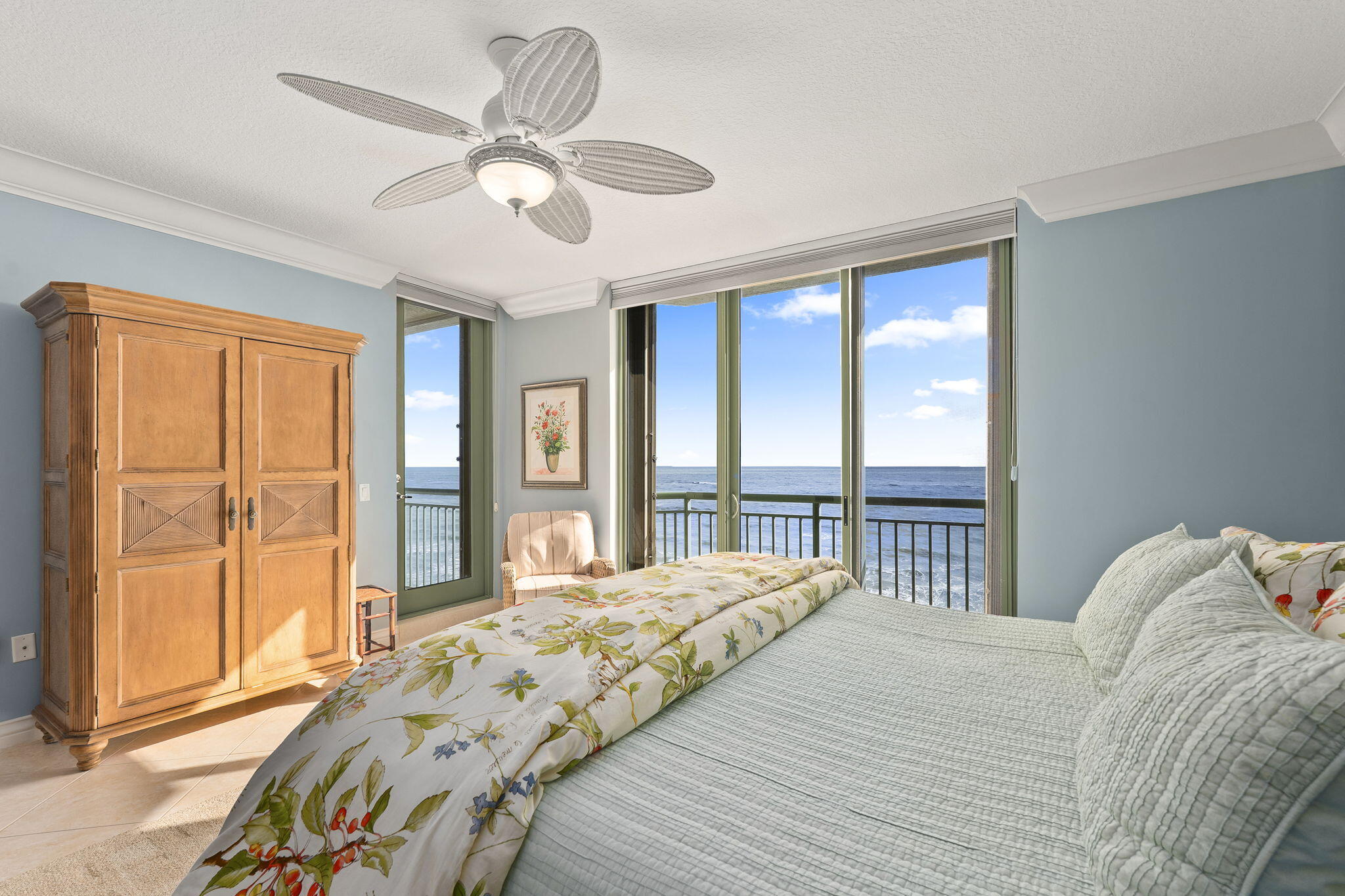 ALTAMIRA - Residential