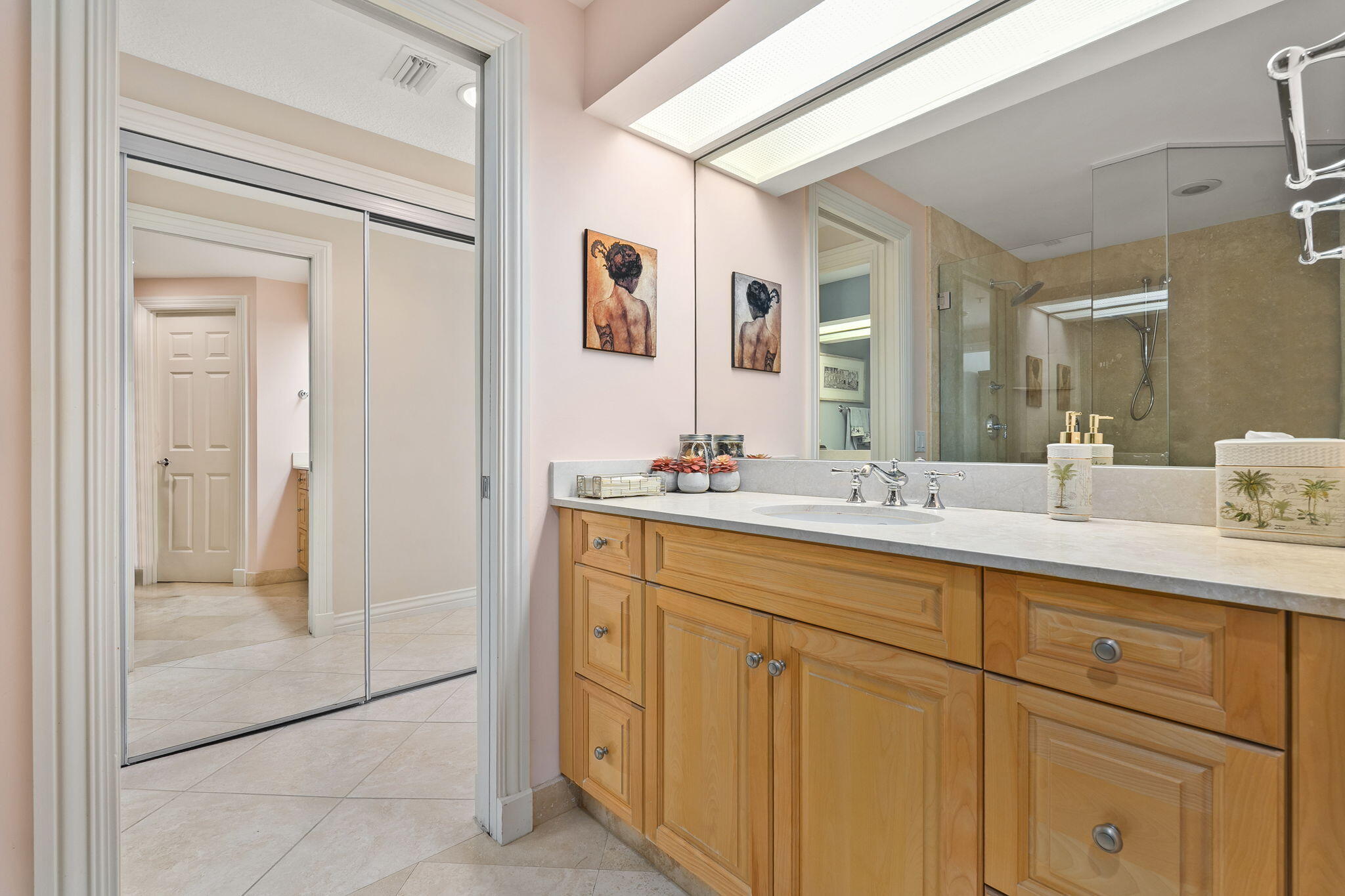 ALTAMIRA - Residential