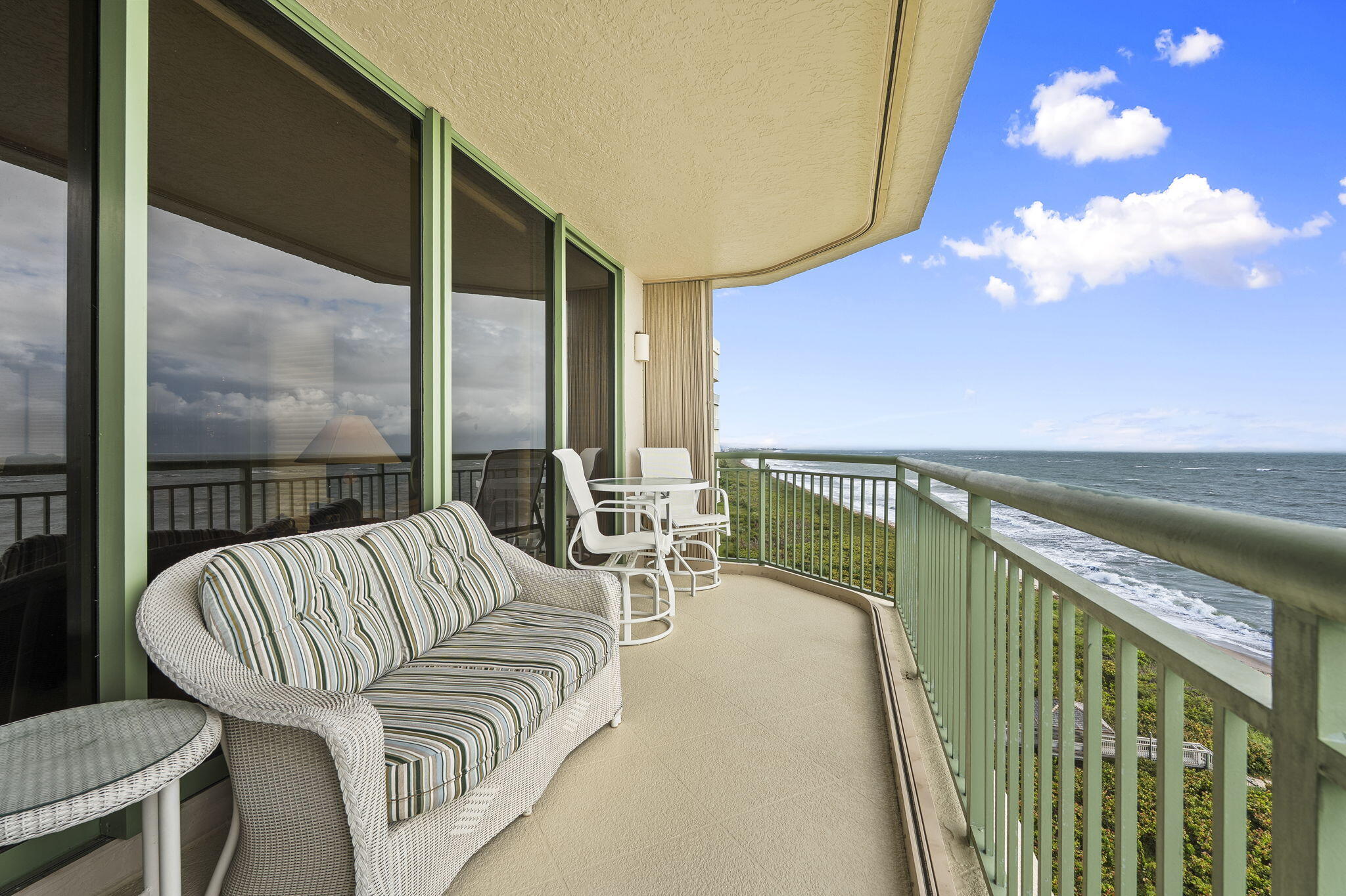 ALTAMIRA - Residential