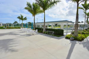 FAIRWAYS AT SAVANNA CLUB REPLAT NO 1 - Residential