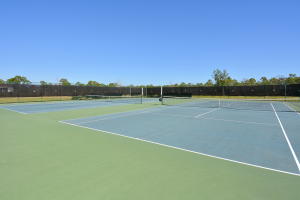 FAIRWAYS AT SAVANNA CLUB REPLAT NO 1 - Residential