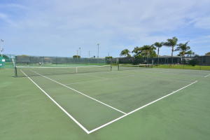 FAIRWAYS AT SAVANNA CLUB REPLAT NO 1 - Residential