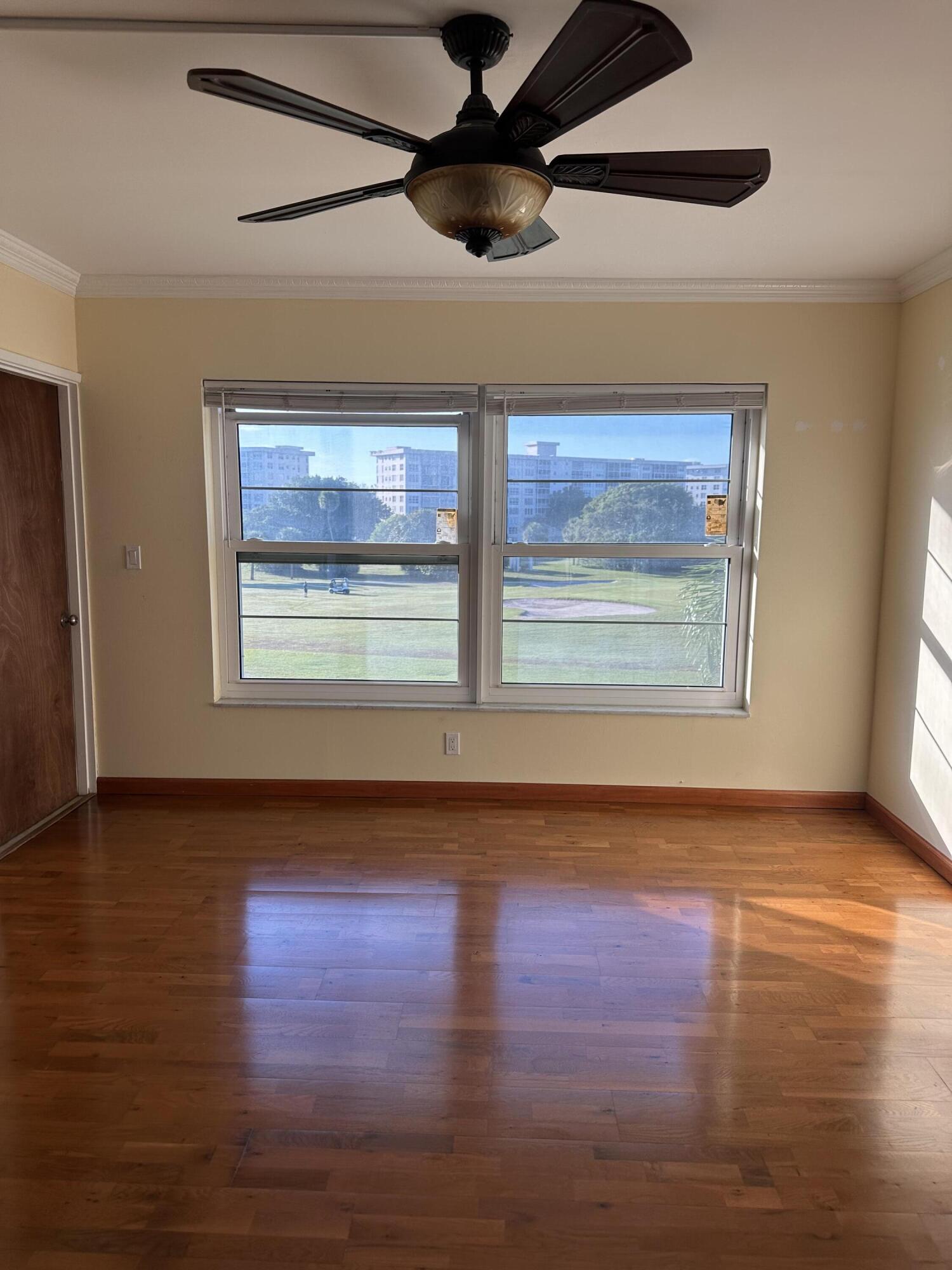 2900 Palm Aire Dr 406