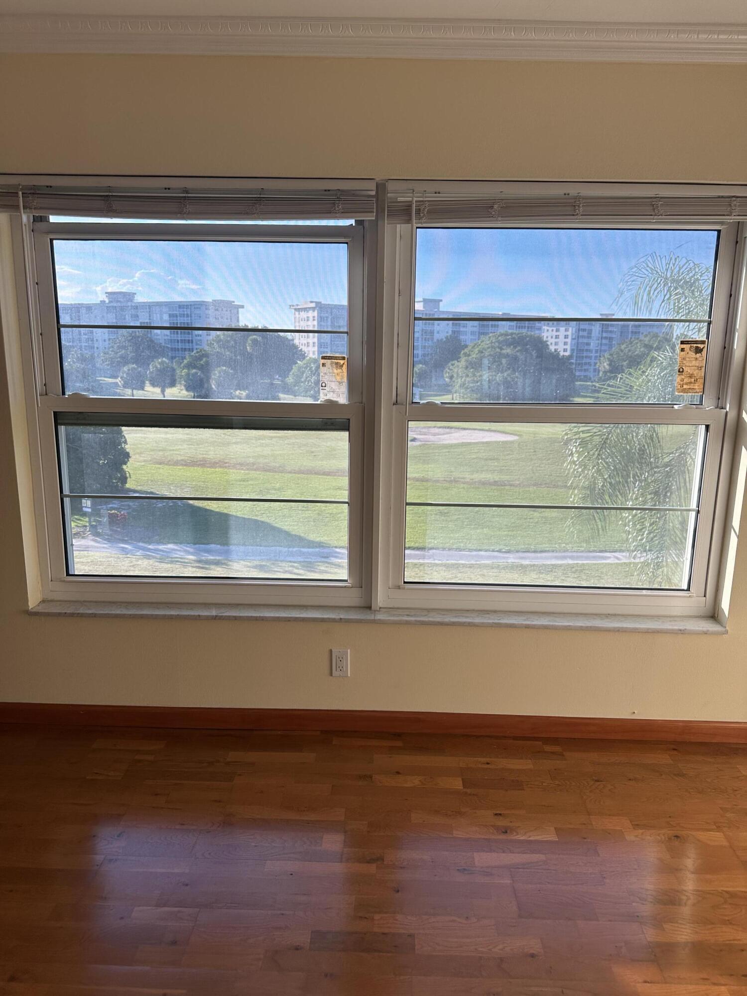 2900 Palm Aire Dr 406