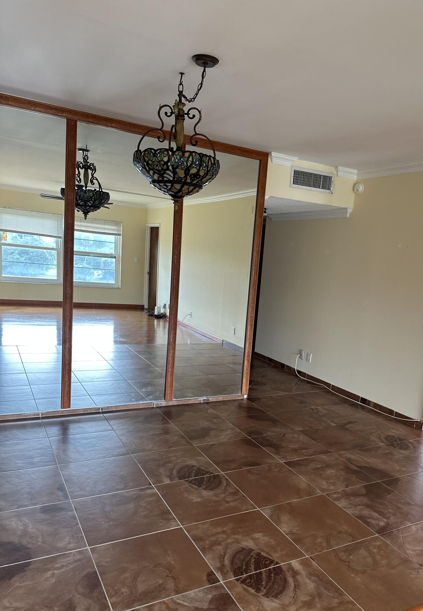 2900 Palm Aire Dr 406