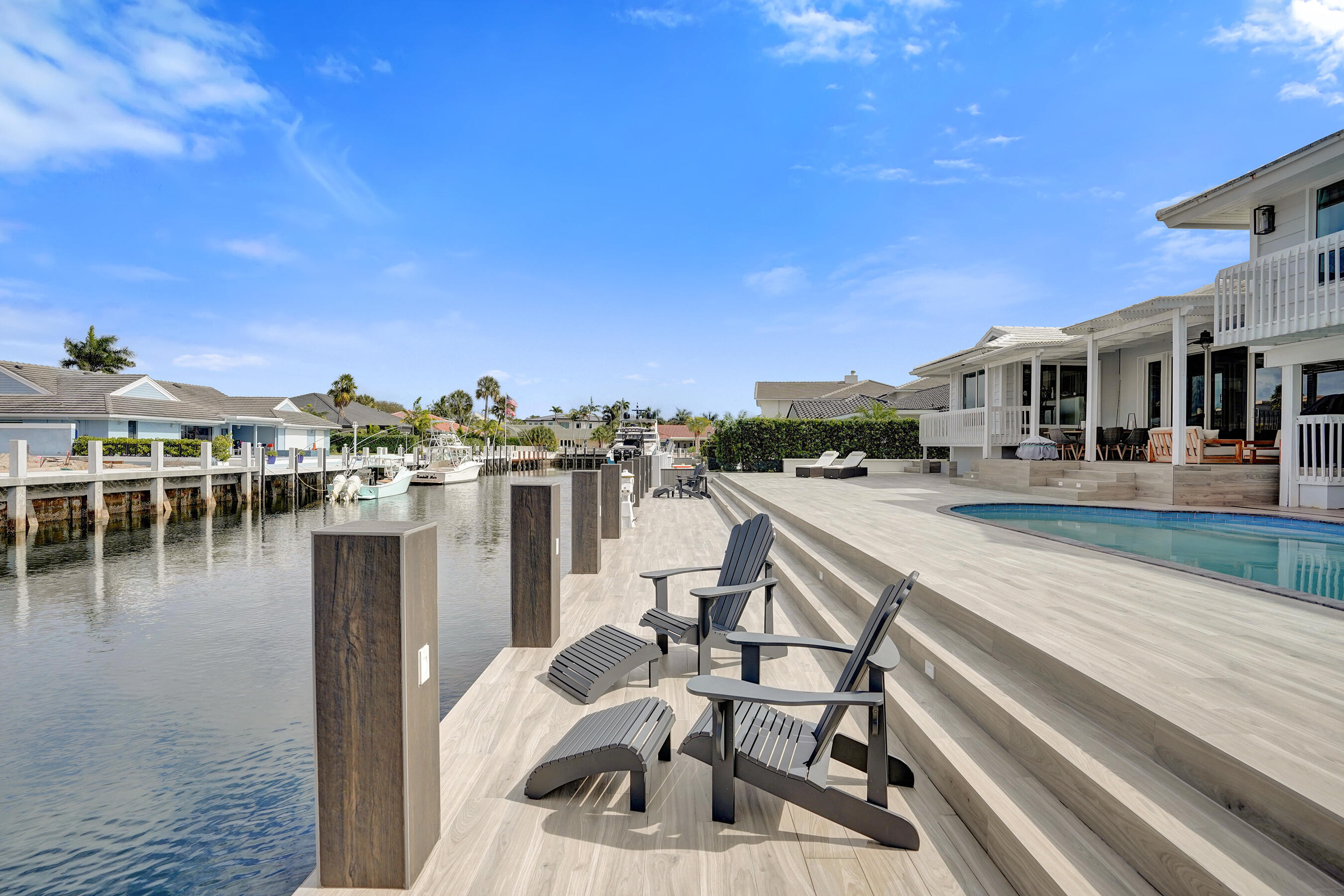 CORAL KEY VILLAS SEC 9 - Residential