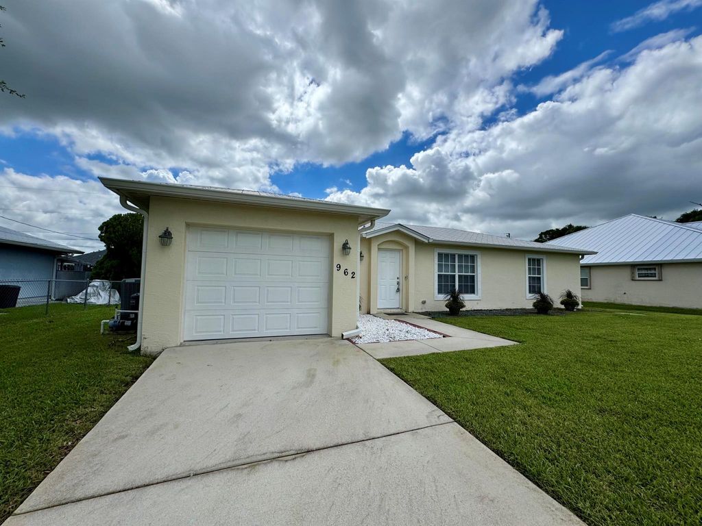 Photo of 962 SW Haleyberry Avenue, Port Saint Lucie, FL 34953 (MLS # R11127952)