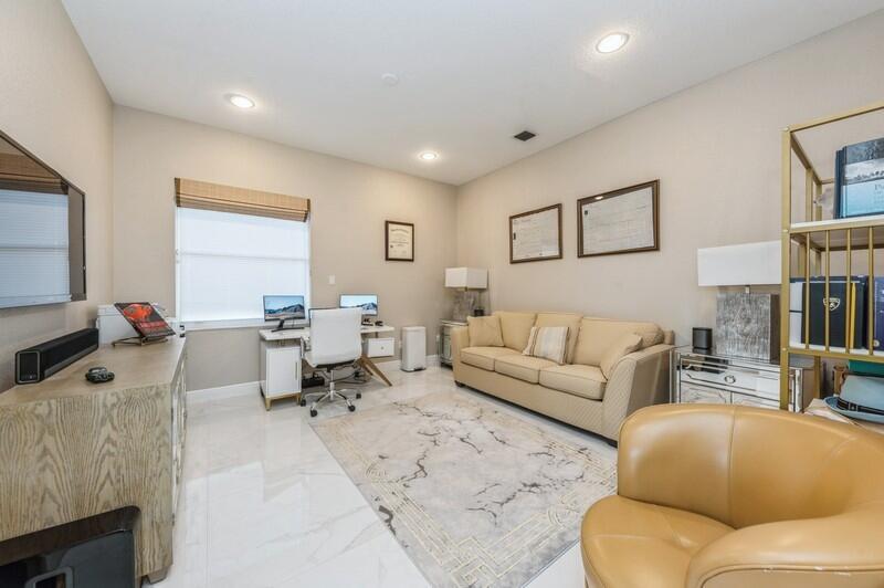 SATURNIA - Residential