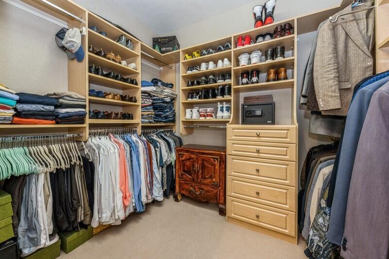 SATURNIA - Residential