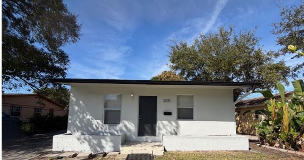Photo of 2005 Dock Street, West Palm Beach, FL 33401 (MLS # F10544011)
