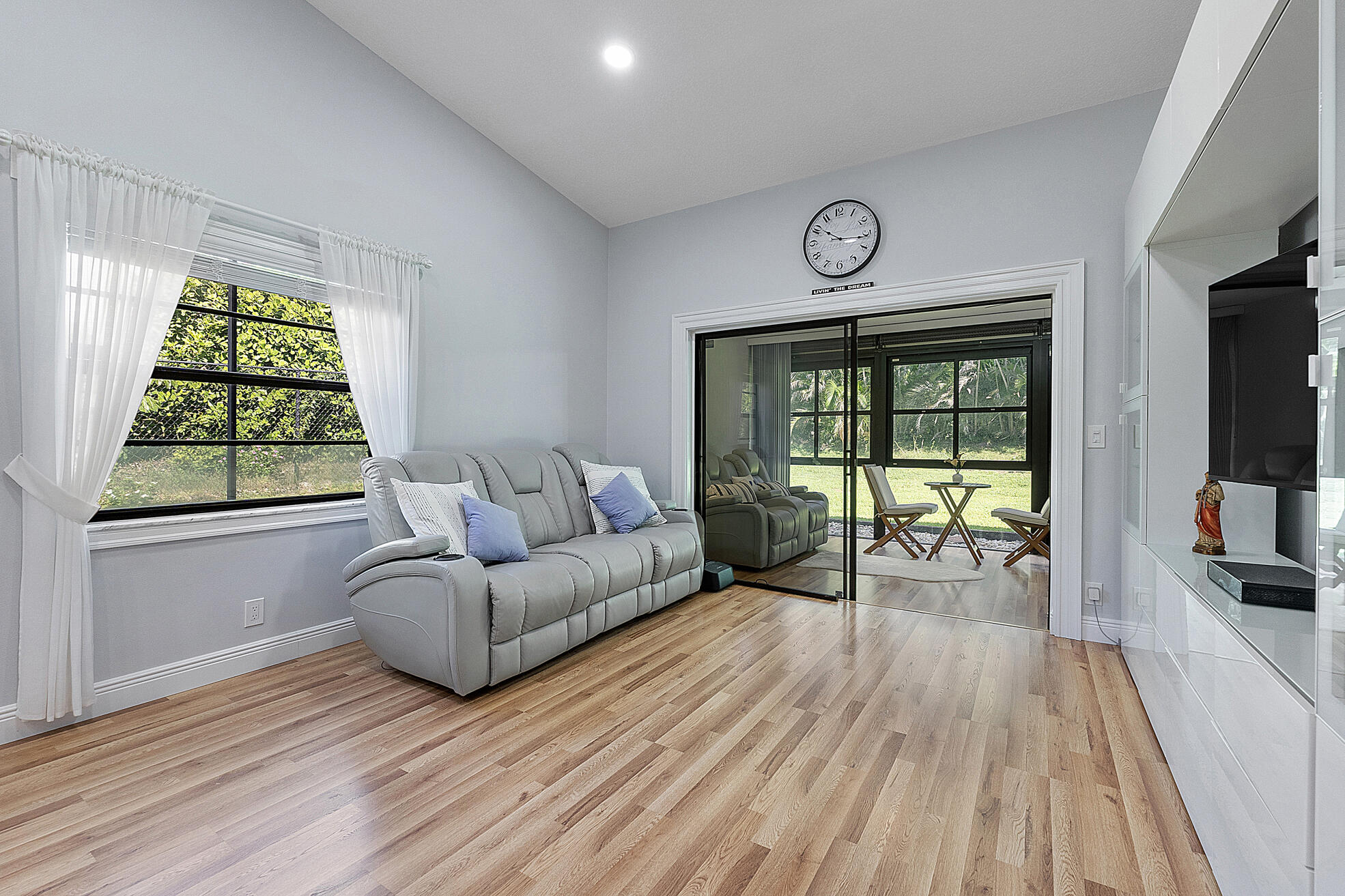 OAKWOOD II - Residential