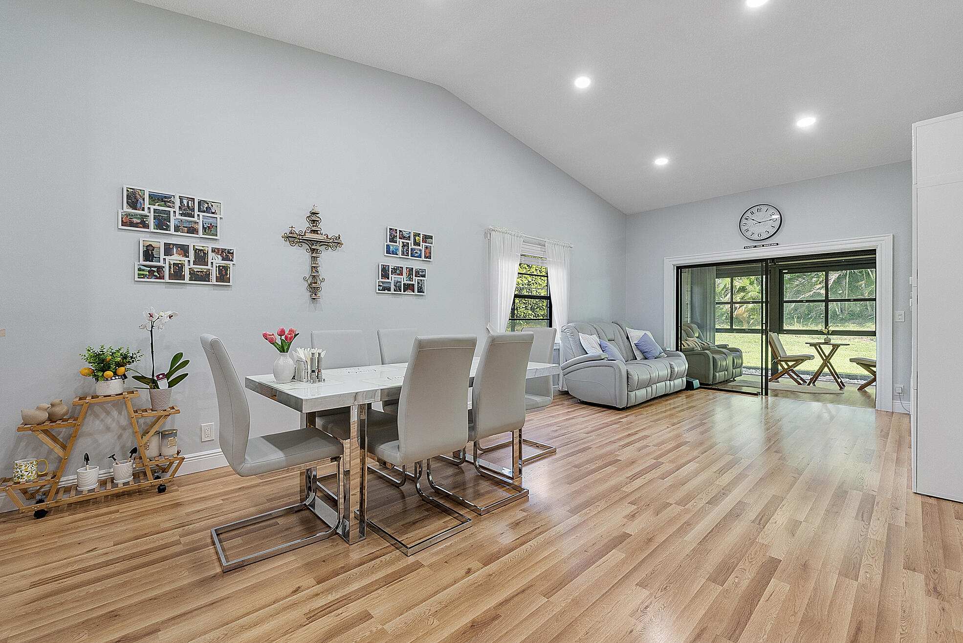 OAKWOOD II - Residential