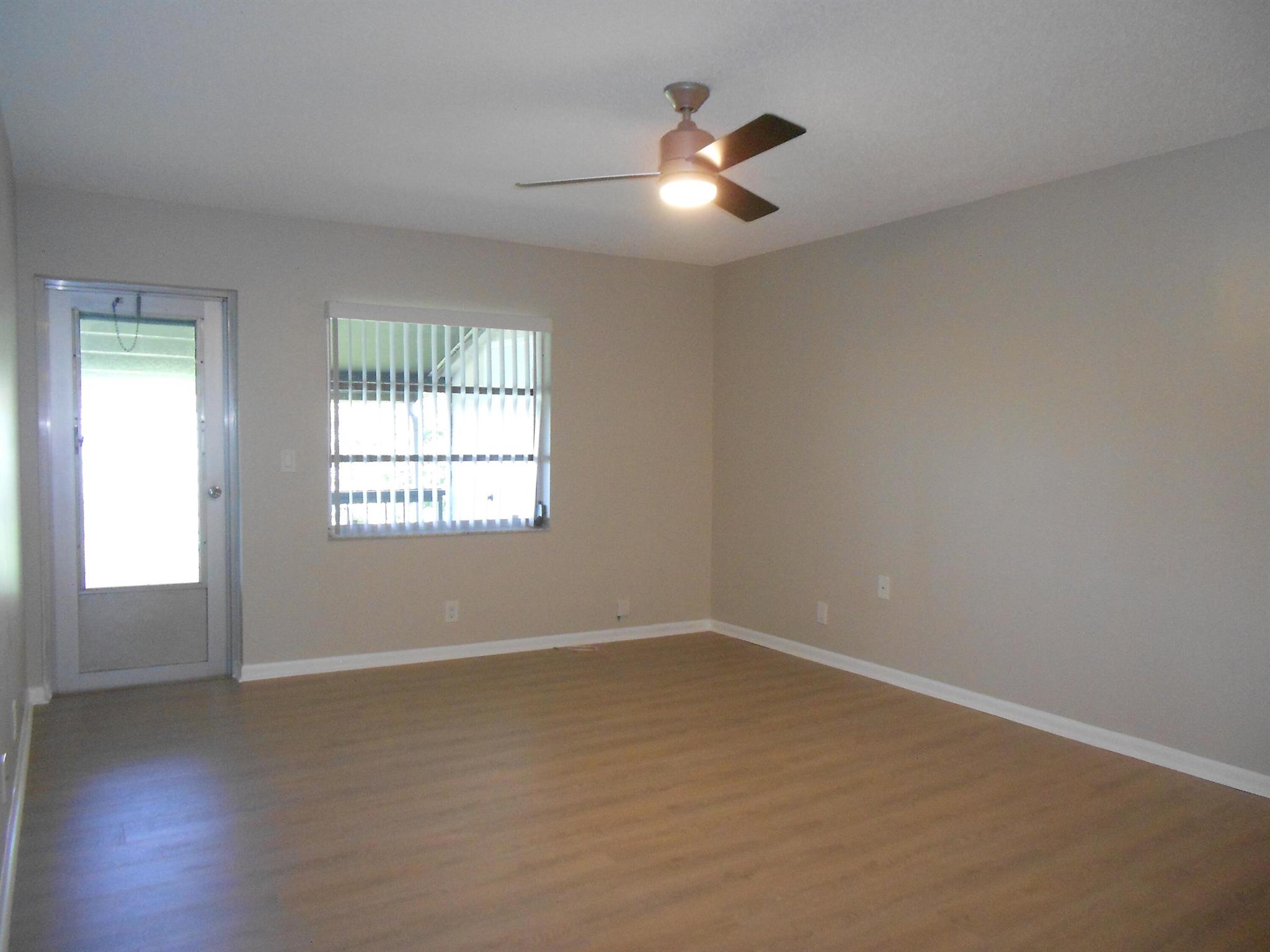 PALM GREENS AT VILLA DEL - Residential Lease