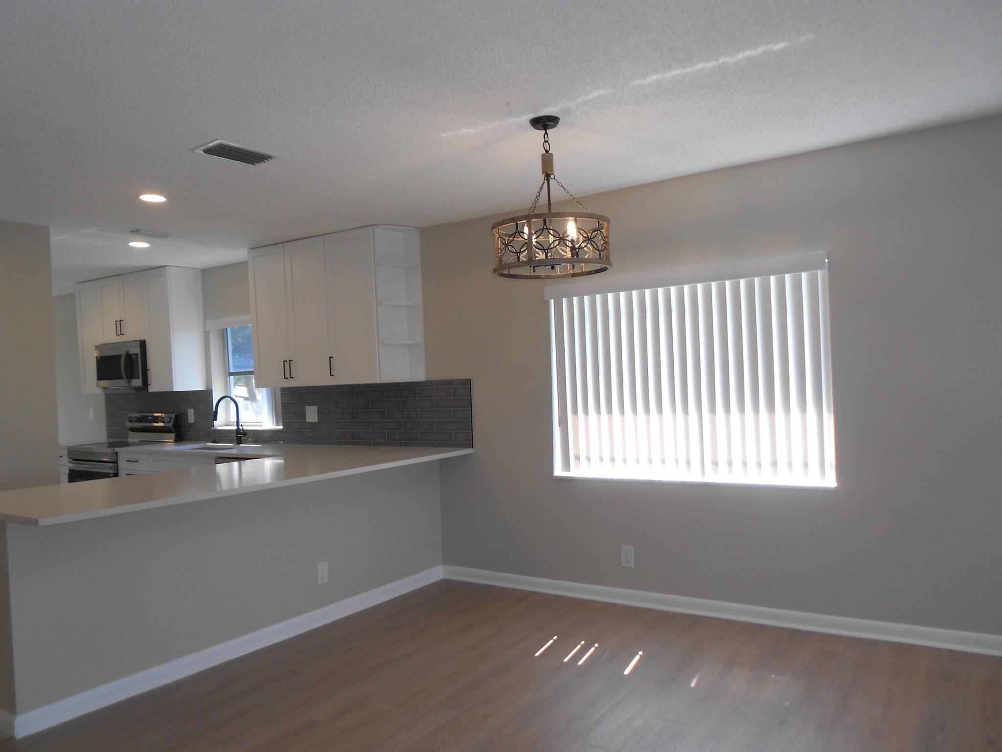 PALM GREENS AT VILLA DEL - Residential Lease