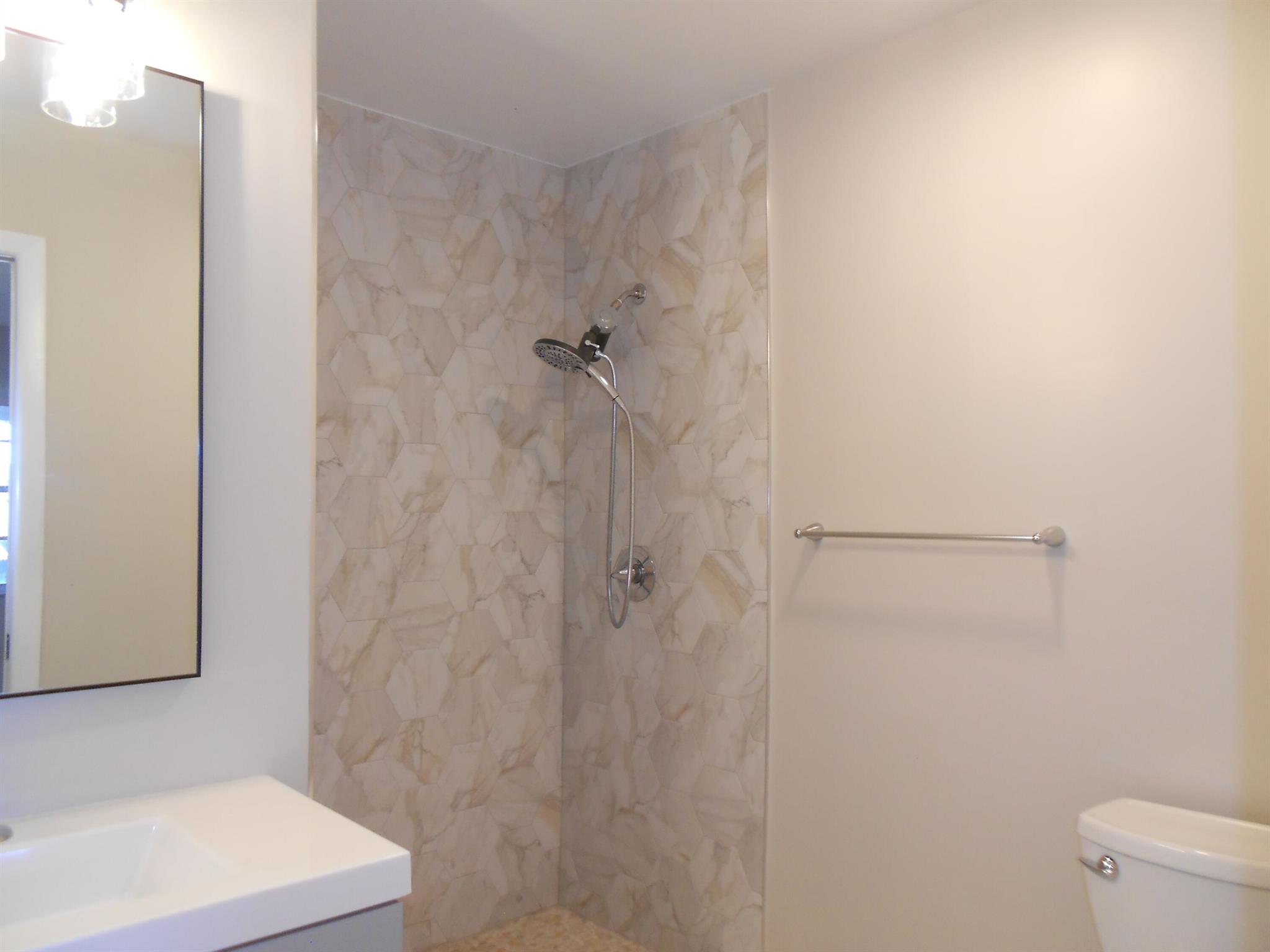 PALM GREENS AT VILLA DEL - Residential Lease