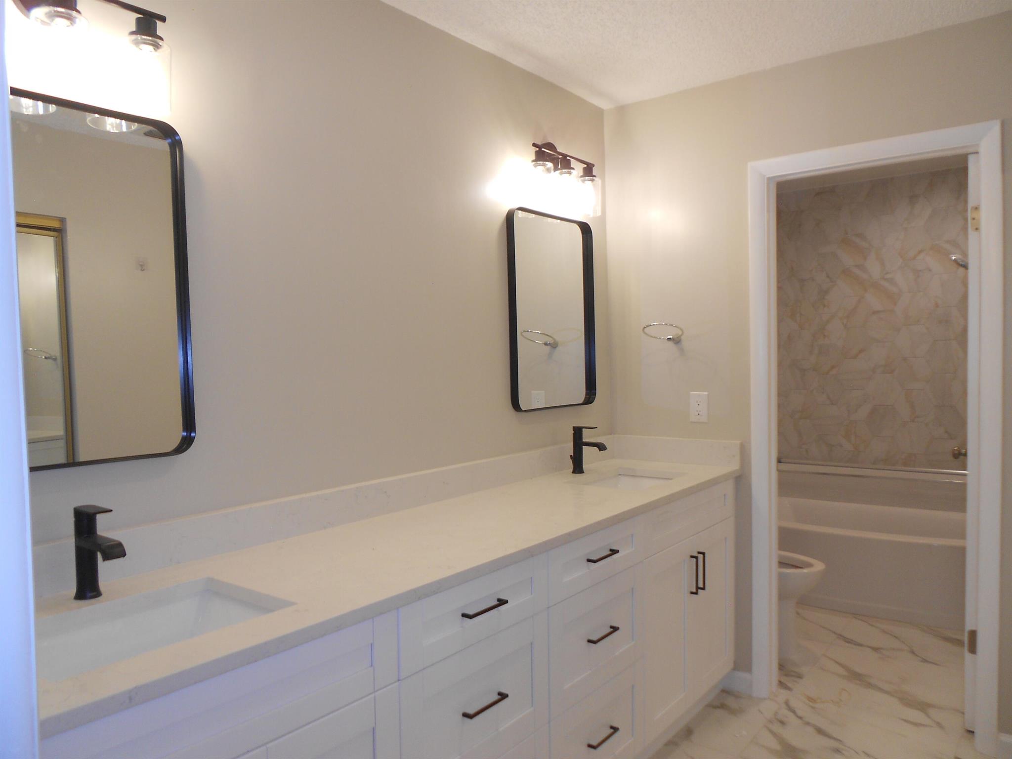 PALM GREENS AT VILLA DEL - Residential Lease